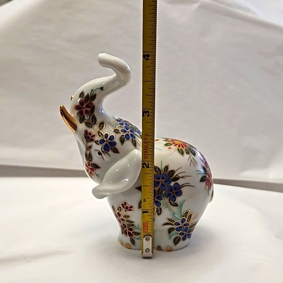 Lenox porcelain elephants! - Picture 11 of 12
